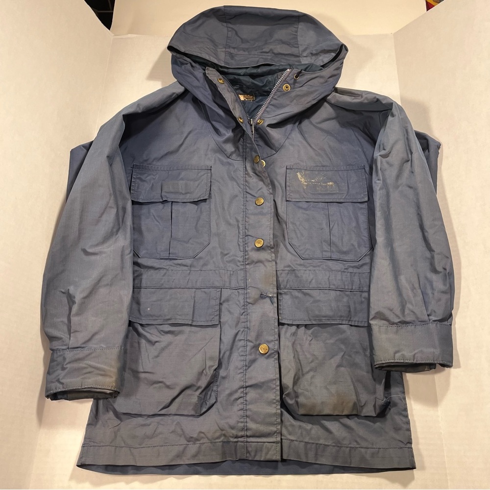 Vintage Eddie Bauer jacket tagged size S made in USA 70s